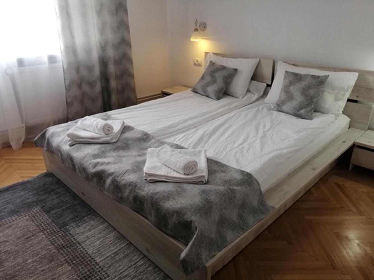 Hotel Check-In Kaya Sibiu Esterno foto